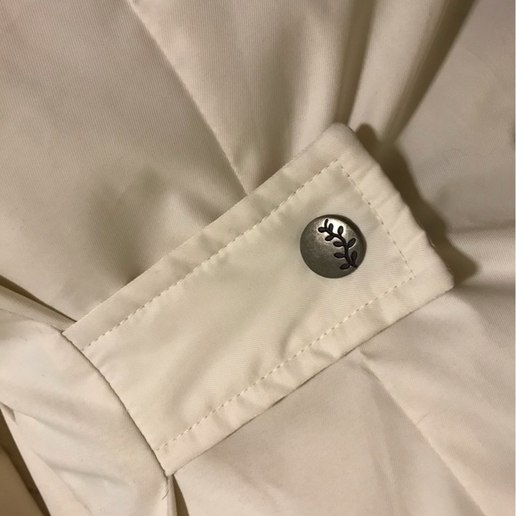 Women’s Columbia Down Jacket with Detachable Hood - Picture 7 of 16